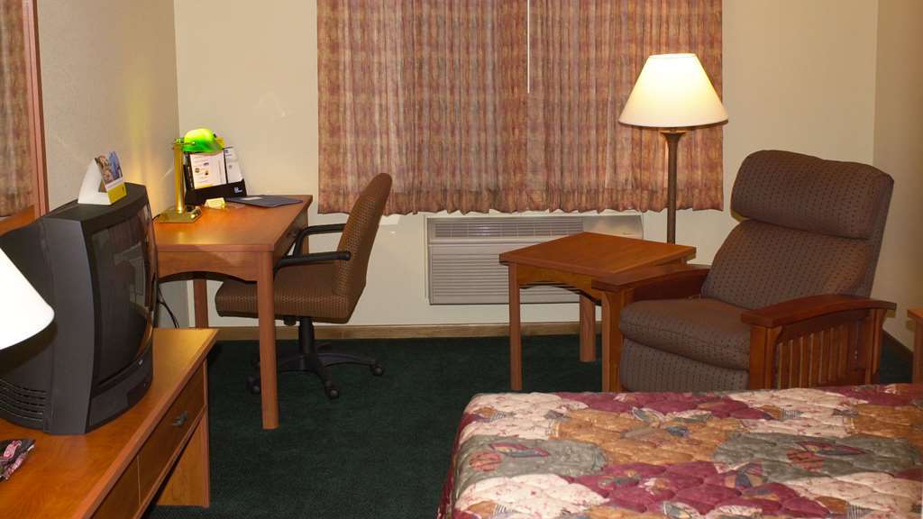Super 8 By Wyndham Berlin Wi Hotel Room photo